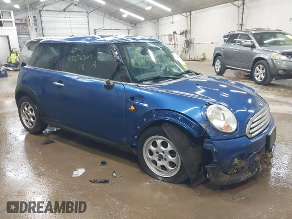2012 MINI Hardtop with VIN WMWSU3C55CT184924, listed as a IAAI auction lot 42276347 with 92,468 mi miles and . Bid and sale history available at DreamBid. Image 1.