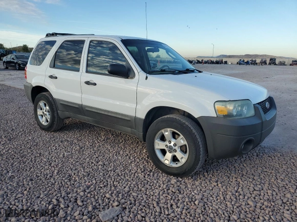 2007 Ford Escape XLT with VIN 1FMCU03197KA36558, listed as a Copart auction lot 46751845 with 202,784 mi miles and Clean Title. Bid and sale history available at carsss.com. Image 4.