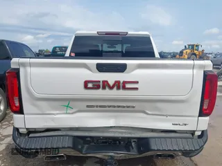 2019 GMC Sierra 1500 SLT z VIN 1GTU9DED1KZ193901, wystawiony jako IAAI lot #42096613 z przebiegiem 97 989 mil mil oraz . Historia ofert i sprzedaży dostępna na DreamBid. Obrazek 16.