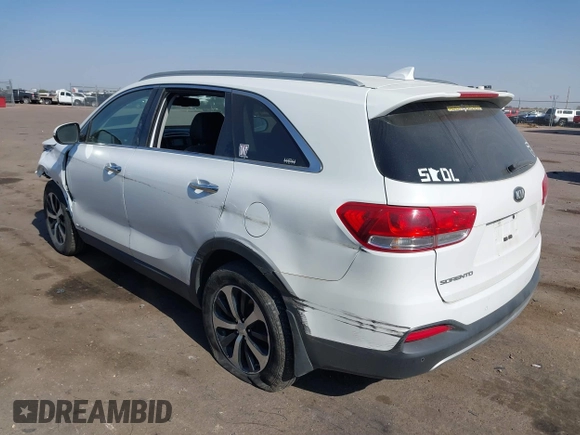 2016 Kia Sorento EX with VIN 5XYPHDA56GG015664, listed as a IAAI auction lot 40550549 with 163,190 mi miles. Bid and sale history available at carsss.com. Image 3.