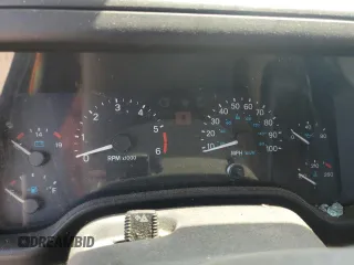 2000 Jeep Wrangler Sahara with VIN 1J4FA59S2YP750795, listed as a Copart auction lot 52353503 with 0 mi miles and Salvage Title. Bid and sale history available at carsss.com. Image 9.