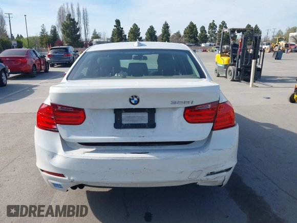 2014 BMW 3 Series 328i with VIN WBA3C1C54EK108518, listed as a IAAI auction lot 41872146 with 116,407 mi miles. Bid and sale history available at carsss.com. Image 16.
