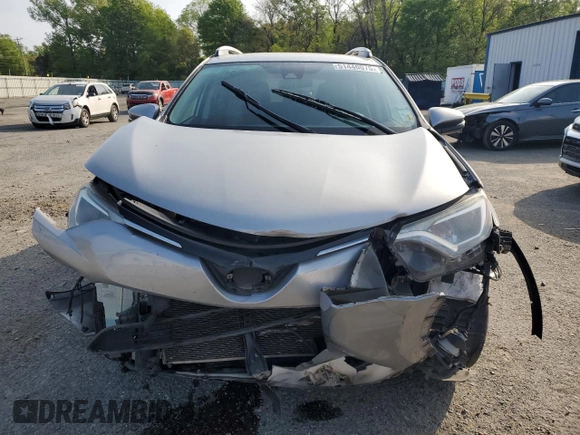 2018 Toyota RAV4 XLE with VIN 2T3WFREV6JW517737, listed as a Copart auction lot 51440075 with 89,649 mi miles and Salvage Title. Bid and sale history available at DreamBid. Image 5.