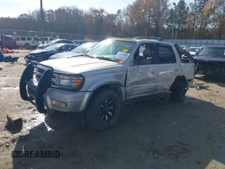 2000 Toyota 4Runner Limited with VIN JT3GN87R4Y0158912, listed as a IAAI auction lot 41130940 with 267,713 mi miles and . Bid and sale history available at DreamBid. Image 2.
