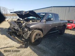 2018 Ram 1500 Express z VIN 1C6RR6KT4JS141691, wystawiony jako Copart lot #44244695 z przebiegiem 62 980 mil mil oraz Szkoda całkowita • Salvage title. Historia ofert i sprzedaży dostępna na DreamBid. Obrazek 1.