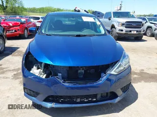 2018 Nissan Sentra SV z VIN 3N1AB7APXJY266879, wystawiony jako IAAI lot #42106571 z przebiegiem 140 050 mil mil oraz . Historia ofert i sprzedaży dostępna na DreamBid. Obrazek 13.