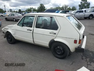 1981 Volkswagen Rabbit z VIN 1VWFG0179BV177022, wystawiony jako Copart lot #65369204 z przebiegiem 168 444 mil mil oraz Szkody całkowita. Historia ofert i sprzedaży dostępna na DreamBid. Obrazek 2.