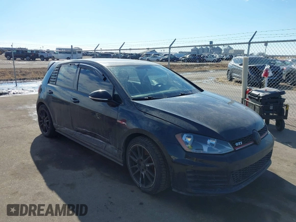 2015 Volkswagen Golf GTI SE with VIN 3VW5T7AU8FM022628, listed as a IAAI auction lot 41657843 with 186,457 mi miles. Bid and sale history available at carsss.com. Image 1.