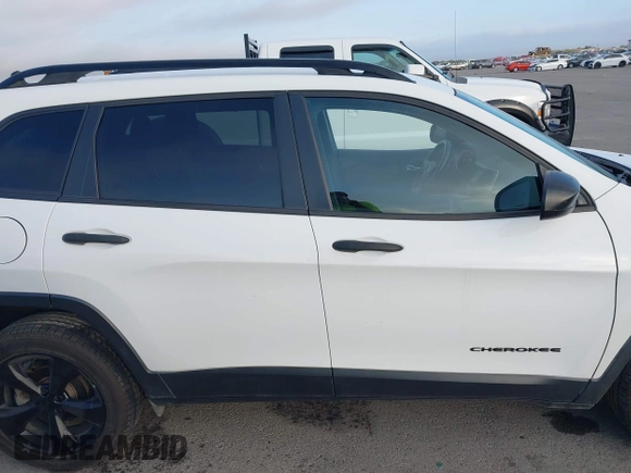 2016 Jeep Cherokee Altitude с VIN 1C4PJLAB8GW336631, выставлен на аукционе IAAI как лот 41117291 с пробегом 101 020 миль миль и . История ставок и продаж доступна на DreamBid. Изображение 13.