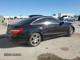 2010 Mercedes-Benz E-Class E 550 with VIN WDDKJ7CB1AF033072, listed as a Copart auction lot 48242735 with 125,269 mi miles and Salvage Title. Bid and sale history available at carsss.com. Image 3.