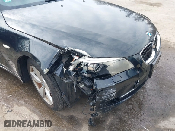 2008 BMW 5 Series 528xi with VIN WBANV13538CZ56228, listed as a IAAI auction lot 41842631 with 92,806 mi miles. Bid and sale history available at carsss.com. Image 6.