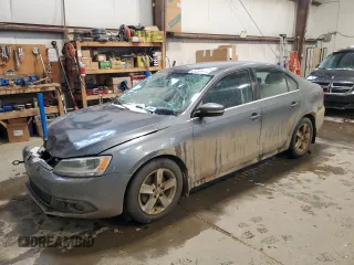 2012 Volkswagen Jetta Comfortline with VIN 3VWDL7AJ7CM414187, listed as a Copart auction lot 85592824 with 269,184 mi miles and Salvage title. Bid and sale history available at DreamBid. Image 1.