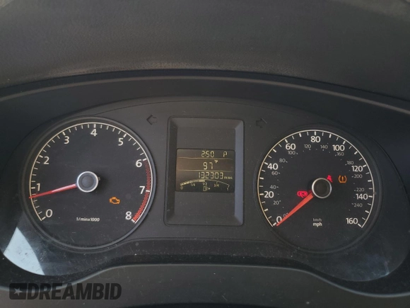 2011 Volkswagen Jetta SE with VIN 3VWDZ7AJ0BM052023, listed as a Copart auction lot 59148675 with 132,303 mi miles and Salvage title. Bid and sale history available at DreamBid. Image 9.