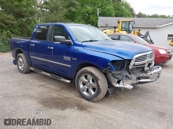 2017 Ram 1500 Big Horn z VIN 3C6RR7LT0HG523898, wystawiony jako IAAI lot #42333835 z przebiegiem 81 421 mil mil oraz . Historia ofert i sprzedaży dostępna na DreamBid. Obrazek 1.