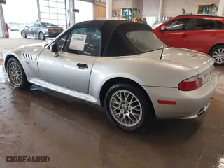 2001 BMW Z3 2.5i with VIN WBACN33431LM00114, listed as a IAAI auction lot 41689600 with 91,636 mi miles. Bid and sale history available at carsss.com. Image 3.