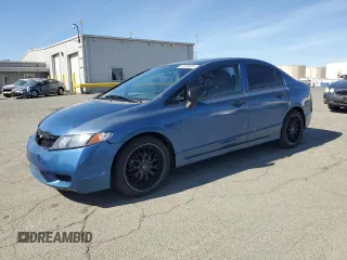 2009 Honda Civic DX-VP z VIN 19XFA16319E028635, wystawiony jako Copart lot #57283635 z przebiegiem 112 016 mil mil oraz Czysty tytuł • Clean title. Historia ofert i sprzedaży dostępna na DreamBid. Obrazek 1.