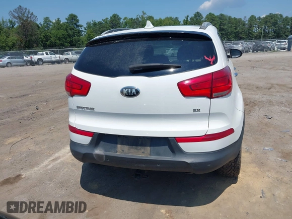2015 Kia Sportage EX с VIN KNDPC3AC6F7765102, выставлен на аукционе IAAI как лот 42821796 с пробегом 107 732 миль миль и . История ставок и продаж доступна на DreamBid. Изображение 16.
