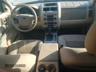2008 Ford Escape XLT with VIN 1FMCU03178KD39680, listed as a Copart auction lot 62017805 with 149,799 mi miles and Salvage title. Bid and sale history available at DreamBid. Image 8.
