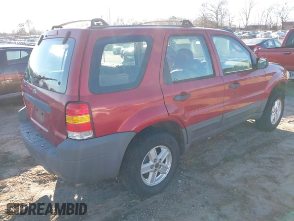 2007 Ford Escape XLS с VIN 1FMYU02Z87KA40260, выставлен на аукционе IAAI как лот 41588287 с пробегом 188 144 миль миль и . История ставок и продаж доступна на DreamBid. Изображение 4.