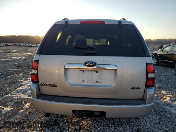 2010 Ford Explorer Limited с VIN 1FMEU7FE8AUA17737, выставлен на аукционе Copart как лот 42603645 с пробегом 228 673 миль миль и Списание • Salvage title. История ставок и продаж доступна на DreamBid. Изображение 6.