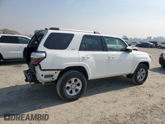 2022 Toyota 4Runner SR5 z VIN JTEMU5JR3N6023532, wystawiony jako Copart lot #63680825 z przebiegiem 83 672 mil mil oraz Szkoda całkowita • Salvage title. Historia ofert i sprzedaży dostępna na DreamBid. Obrazek 3.