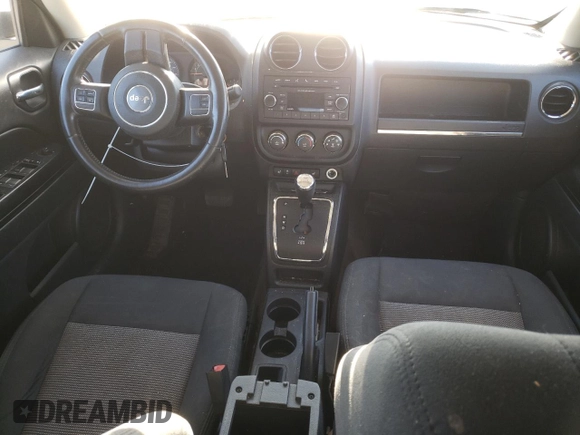 2014 Jeep Patriot Latitude with VIN 1C4NJPFB4ED894010, listed as a Copart auction lot 82109434 with Not Provided miles and Salvage Title. Bid and sale history available at carsss.com. Image 8.