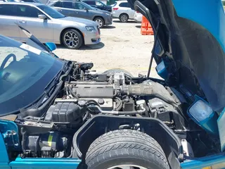 1992 Chevrolet Corvette z VIN 1G1YY23P6N5111770, wystawiony jako IAAI lot #42366542 z przebiegiem 39 505 mil mil oraz . Historia ofert i sprzedaży dostępna na DreamBid. Obrazek 10.