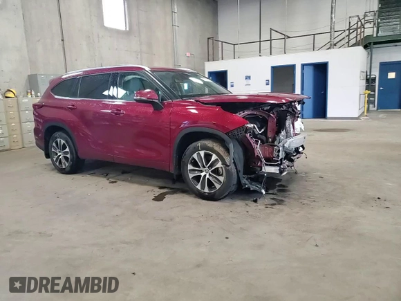 2021 Toyota Highlander XLE with VIN 5TDGZRBHXMS546223, listed as a Copart auction lot 57994635 with 69,413 mi miles and Salvage title. Bid and sale history available at DreamBid. Image 15.