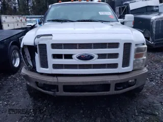 2008 Ford F-450 XL with VIN 1FTXW42R98EB14710, listed as a Copart auction lot 81383144 with 259,012 mi miles and Salvage Title. Bid and sale history available at carsss.com. Image 5.
