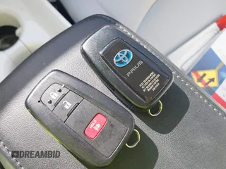 2016 Toyota Prius Four z VIN JTDKARFU6G3513668, wystawiony jako IAAI lot #42213059 z przebiegiem 44 973 mil mil oraz . Historia ofert i sprzedaży dostępna na DreamBid. Obrazek 11.