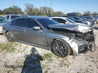 2020 BMW 7 Series 750i xDrive with VIN WBA7U2C03LGJ59954, listed as a Copart auction lot 81485144 with 0 mi miles and Salvage Title. Bid and sale history available at carsss.com. Image 4.