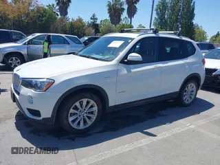 2017 BMW X3 xDrive28i z VIN 5UXWX9C35H0T24703, wystawiony jako IAAI lot #42283472 z przebiegiem 61 993 mil mil oraz . Historia ofert i sprzedaży dostępna na DreamBid. Obrazek 17.