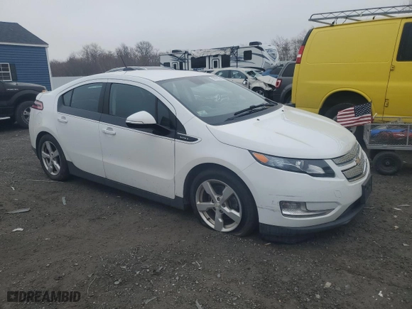 2015 Chevrolet Volt with VIN 1G1RA6E4XFU117856, listed as a Copart auction lot 50782845 with 105,899 mi miles and Clean Title. Bid and sale history available at carsss.com. Image 4.