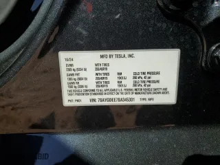 2025 Tesla Model Y Long Range with VIN 7SAYGDEE7SA345301, listed as a Copart auction lot 46693835 with 1,733 mi miles and Salvage Title. Bid and sale history available at carsss.com. Image 15.