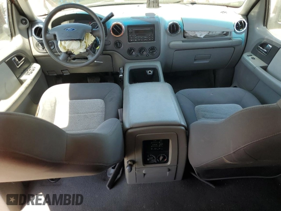 2006 Ford Expedition Special Service with VIN 1FMPU16516LA30395, listed as a Copart auction lot 60482185 with 172,358 mi miles and Salvage title. Bid and sale history available at DreamBid. Image 8.
