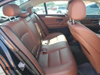 2014 BMW 5 Series 528i z VIN WBA5A5C51ED511933, wystawiony jako Copart lot #55045304 z przebiegiem 140 738 mil mil oraz Szkoda całkowita • Salvage title. Historia ofert i sprzedaży dostępna na DreamBid. Obrazek 11.