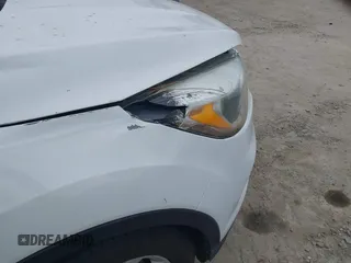 2017 Ford Escape SE with VIN 1FMCU0GD2HUB03804, listed as a IAAI auction lot 41842496 with 197,373 mi miles. Bid and sale history available at carsss.com. Image 6.