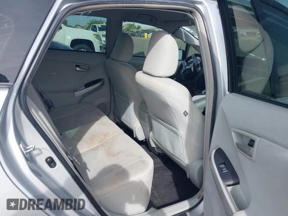 2015 Toyota Prius Four with VIN JTDKN3DU8F0450285, listed as a IAAI auction lot 41932739 with 213,675 mi miles. Bid and sale history available at carsss.com. Image 8.