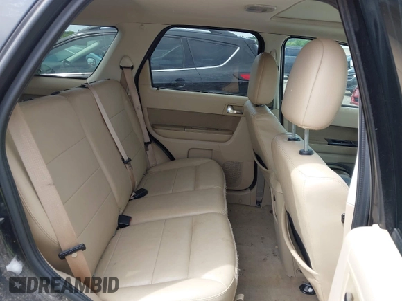 2010 Ford Escape Limited с VIN 1FMCU0EG8AKC35464, выставлен на аукционе IAAI как лот 42638596 с пробегом 223 525 миль миль и . История ставок и продаж доступна на DreamBid. Изображение 8.