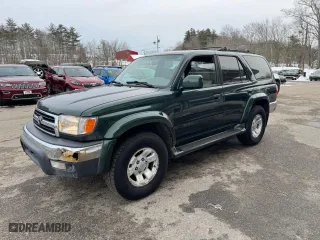 2000 Toyota 4Runner SR5 with VIN JT3HN86R2Y0263096, listed as a Copart auction lot 45225035 with 284,195 mi miles and Clean Title. Bid and sale history available at carsss.com. Image 2.