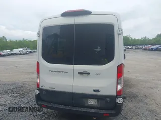 2020 Ford Transit Passenger XL z VIN 1FBAX2CG9LKA95093, wystawiony jako IAAI lot #42292375 z przebiegiem 53 912 mil mil oraz . Historia ofert i sprzedaży dostępna na DreamBid. Obrazek 17.