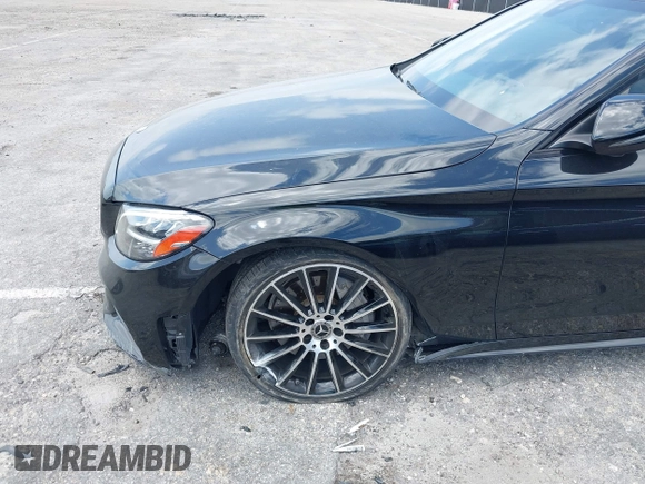 2019 Mercedes-Benz C 300 with VIN 55SWF8DB8KU308099, listed as a IAAI auction lot 42064354 with 48,363 mi miles and . Bid and sale history available at DreamBid. Image 6.