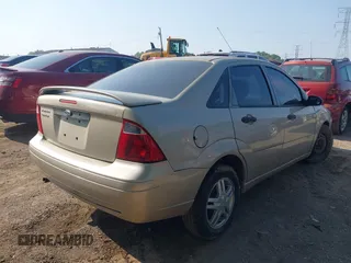 2007 Ford Focus S with VIN 1FAFP34N07W271344, listed as a IAAI auction lot 42484330 with 125,625 mi miles and . Bid and sale history available at DreamBid. Image 4.