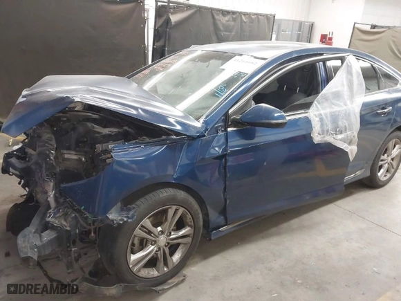2018 Hyundai Sonata SEL with VIN 5NPE34AF1JH644585, listed as a IAAI auction lot 41261682 with 139,439 mi miles. Bid and sale history available at carsss.com. Image 2.