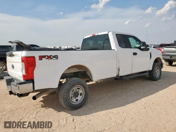 2019 Ford F-250 XL z VIN 1FT7X2B60KEG23826, wystawiony jako Copart lot #57651295 z przebiegiem 77 803 mil mil oraz Szkoda całkowita • Salvage title. Historia ofert i sprzedaży dostępna na DreamBid. Obrazek 3.