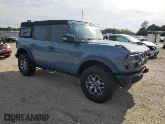 2023 Ford Bronco z VIN 1FMEE5DPXPLA82044, wystawiony jako Copart lot #55742035 z przebiegiem 50 397 mil mil oraz Szkoda całkowita • Salvage title. Historia ofert i sprzedaży dostępna na DreamBid. Obrazek 4.