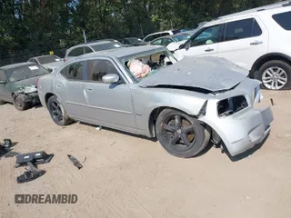 2010 Dodge Charger R/T with VIN 2B3CA5CT7AH113410, listed as a IAAI auction lot 40312773 with 1 mi miles. Bid and sale history available at carsss.com. Image 1.