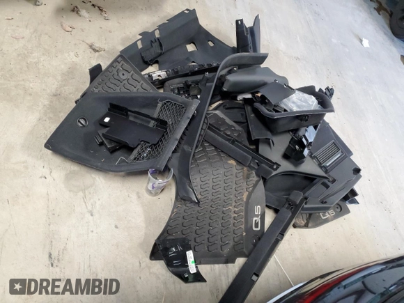2018 Audi SQ5 Premium Plus with VIN WA1A4AFY7J2119403, listed as a Copart auction lot 88798535 with Not Provided miles and Salvage Title. Bid and sale history available at DreamBid. Image 13.