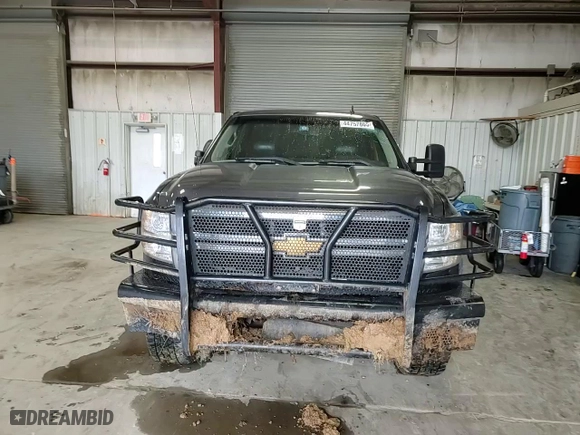 2011 Chevrolet Silverado 2500HD LT with VIN 1GC1KXC80BF230209, listed as a Copart auction lot 44757865 with 325,580 mi miles and Non Repairable. Bid and sale history available at carsss.com. Image 10.