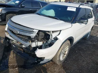 2013 Ford Explorer XLT with VIN 1FM5K7D97DGC88108, listed as a IAAI auction lot 42180147 with 156,905 mi miles and . Bid and sale history available at carsss.com. Image 17.